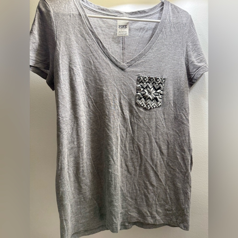 PINK Victoria's Secret Gray V-Neck Tee with Black and White Pocket